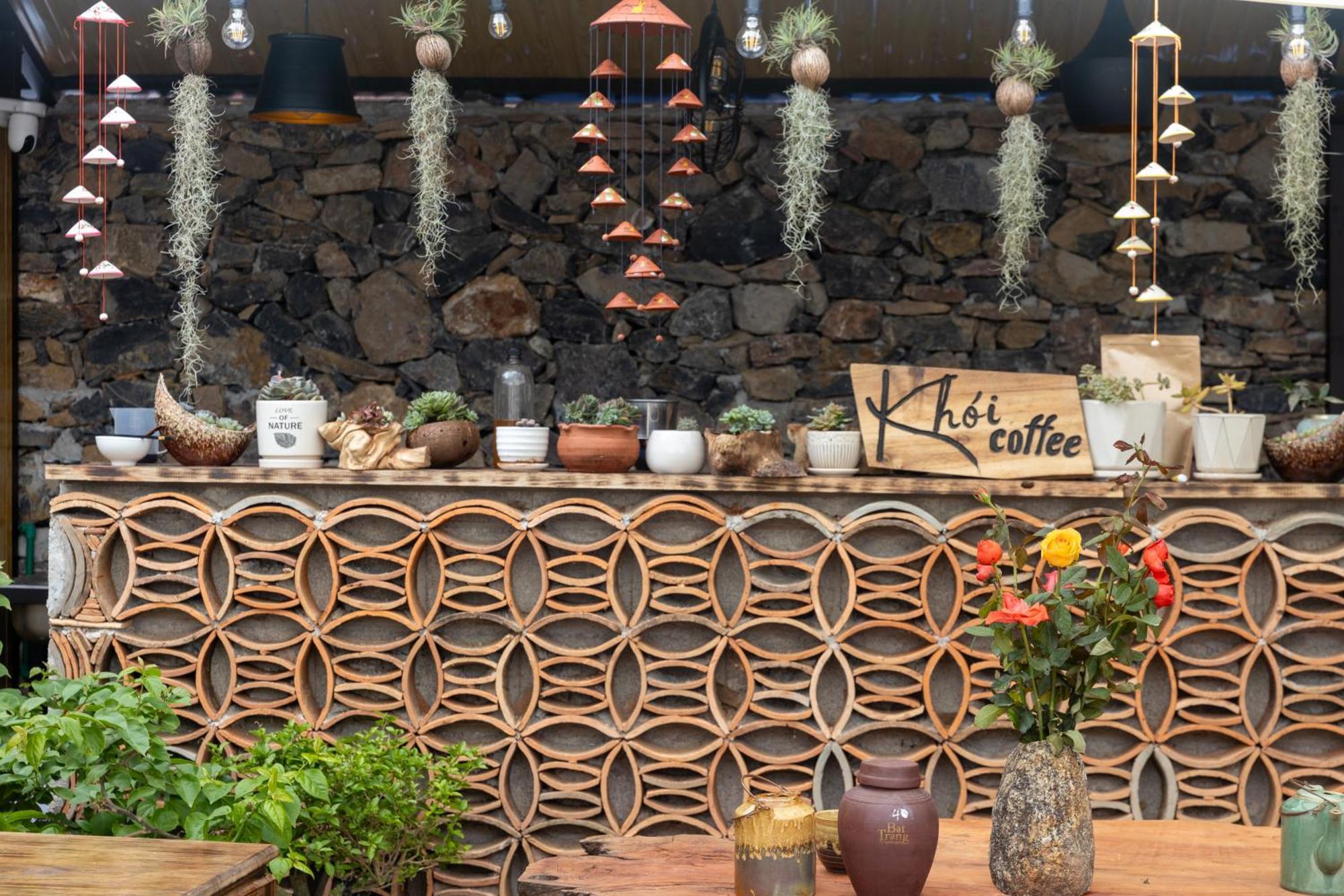 Khoi Homestay And Restaurant Loung Co Exterior foto