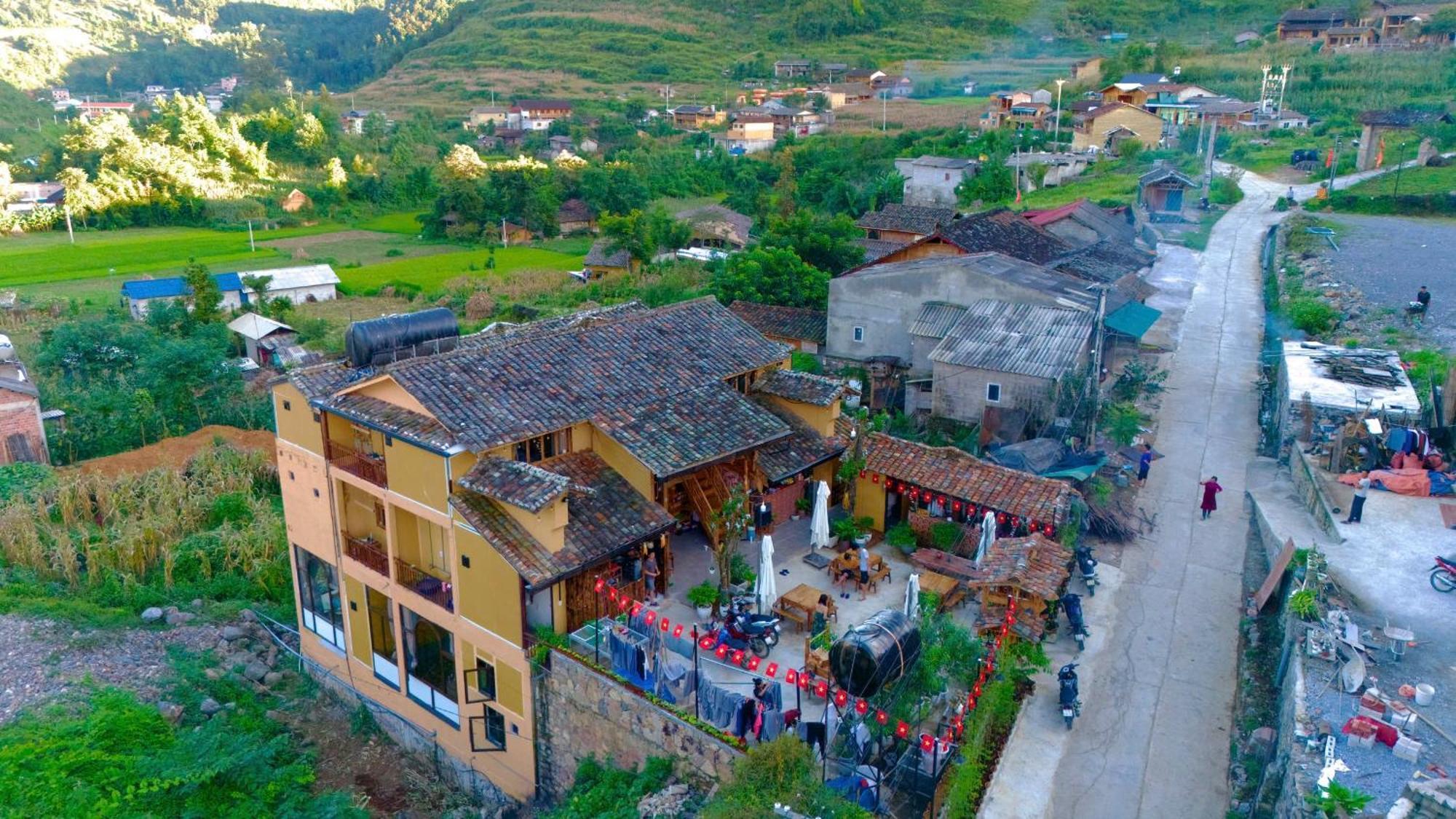 Khoi Homestay And Restaurant Loung Co Exterior foto